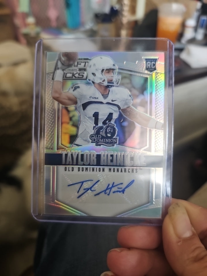 TAYLOR HEINICKE PANINI PRIZM ROOKIE DRAFT AUTO